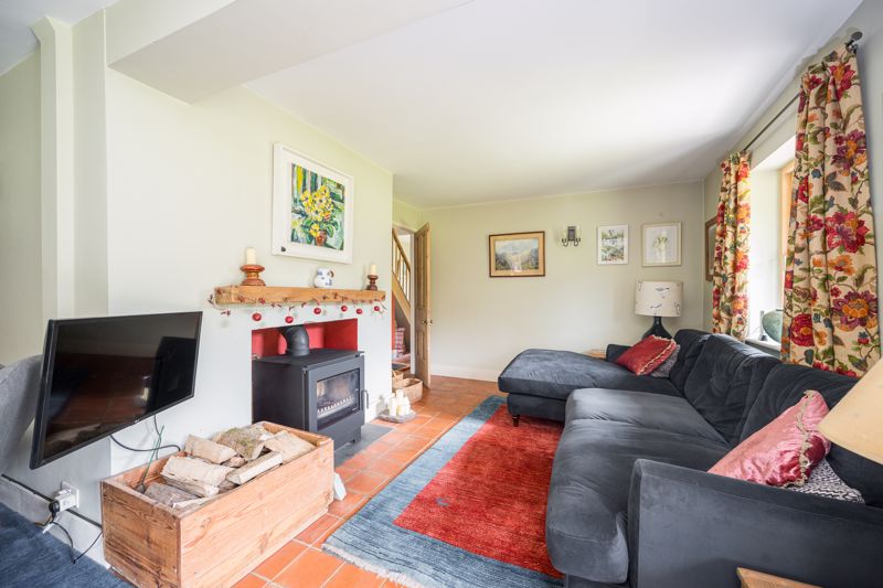 Sitting Room- click for photo gallery